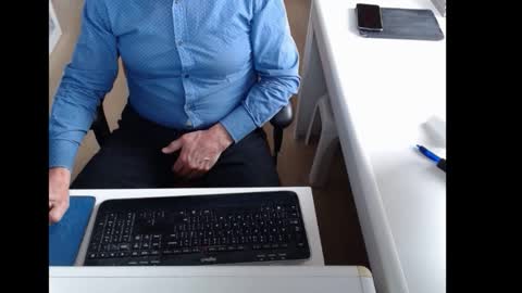 dutchpornking2 online show from 02-25-26, 08:46