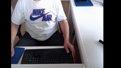 dutchpornking2 online show from 07-05-26, 06:20