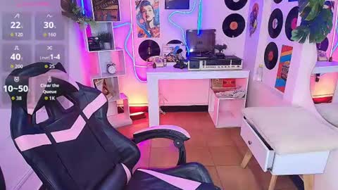 duulce_mia online show from 06-17-26, 11:23
