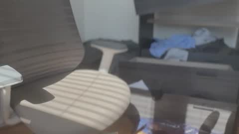 Snapshot of dxbsweeng chatting on 06-29-26, 09:15 dxbsweeng online show from 06-29-26, 09:15
