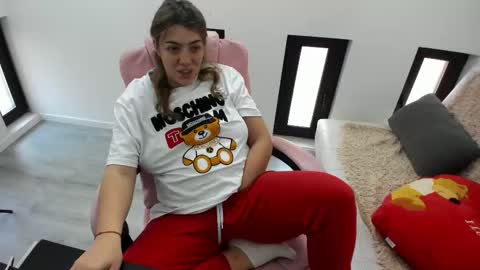 dayana online show from 03-26-26, 05:13