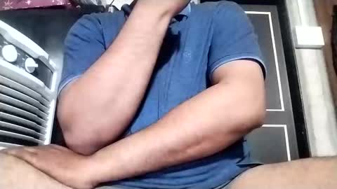 Rockhandsome online show from 03-15-26, 05:52