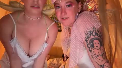 Snapshot of dyke_alikes chatting on 11-02-25, 06:27 Thelma and Louise online show from 11-02-25, 06:27