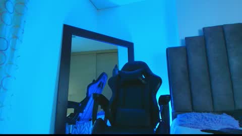 Snapshot of dylan_beltran chatting on 09-12-25, 06:57 BELTRAN online show from 09-12-25, 06:57