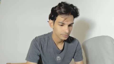 Snapshot of dylan_hoot chatting on 10-15-25, 07:14 Dylan online show from 10-15-25, 07:14