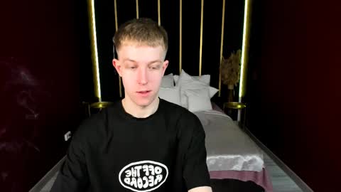 Snapshot of dylan_norton chatting on 04-30-26, 12:00 Dylan online show from 04-30-26, 12:00