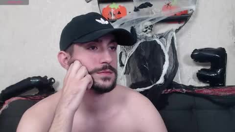 Dylan online show from 10-30-25, 12:45