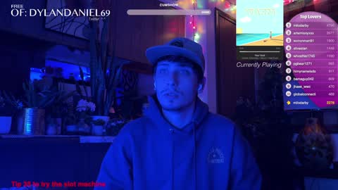 Snapshot of dylandaniel69 chatting on 12-03-24, 08:49 Dylan Daniel 7.8 online show from 12-03-24, 08:49