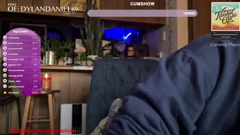 Snapshot of dylandaniel69 chatting on 12-03-24, 01:32 Dylan Daniel 7.8 online show from 12-03-24, 01:32