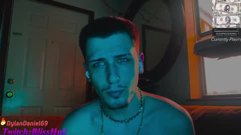 Snapshot of dylandaniel69 chatting on 01-05-25, 08:31 Dylan Daniel 7.8 online show from 01-05-25, 08:31