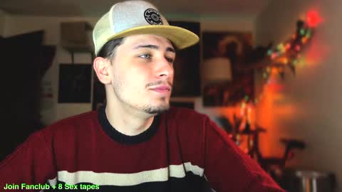 Snapshot of dylandaniel69 chatting on 02-06-25, 09:28 Dylan Daniel 7.8 online show from 02-06-25, 09:28