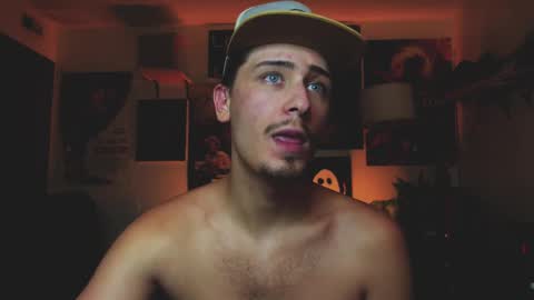 Snapshot of dylandaniel69 chatting on 02-16-25, 06:43 Dylan Daniel 7.8 online show from 02-16-25, 06:43