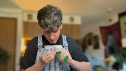 Snapshot of dylandaniel69 chatting on 09-11-25, 06:19 Dylan Daniel 7.8 online show from 09-11-25, 06:19