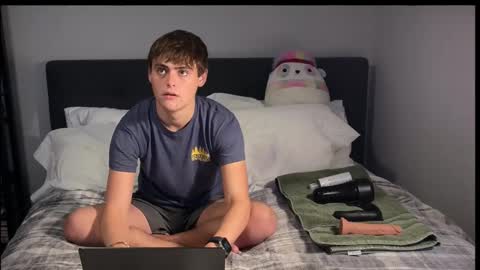 dylanfruits online show from 10-29-25, 03:47