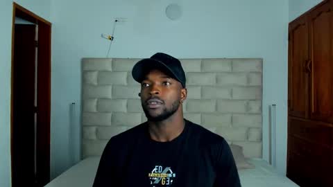 Dylan Taylor online show from 02-18-26, 02:40