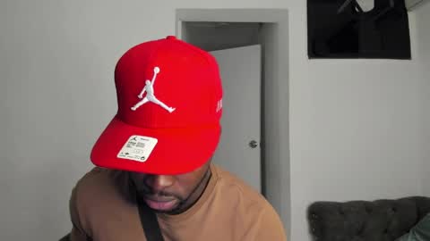 Dylan Taylor online show from 05-10-26, 12:21