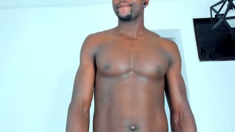 Snapshot of dylantaylor_1 chatting on 07-14-26, 03:07 Dylan Taylor online show from 07-14-26, 03:07