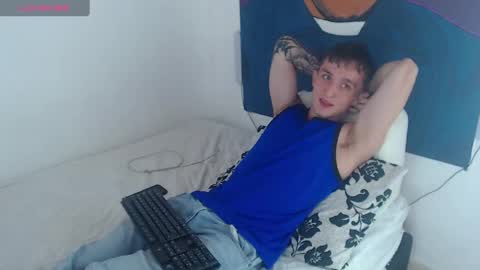 Snapshot of dylanwhite23 chatting on 01-05-25, 03:00 ---DYLAN--- online show from 01-05-25, 03:00