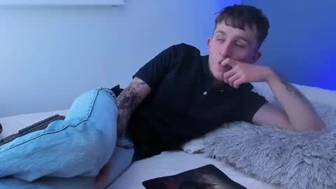 Snapshot of dylanwhite23 chatting on 02-20-25, 06:39 ---DYLAN--- online show from 02-20-25, 06:39