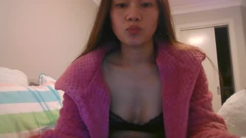 Snapshot of dylene1986 chatting on 07-05-26, 10:44 dylene1986 online show from 07-05-26, 10:44