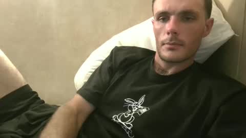 Snapshot of dylp400 chatting on 12-30-24, 07:11 dylp400 online show from 12-30-24, 07:11