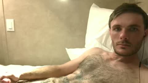 Snapshot of dylp400 chatting on 01-07-25, 12:45 dylp400 online show from 01-07-25, 12:45