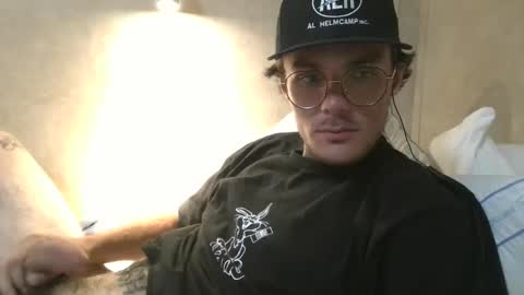 Snapshot of dylp400 chatting on 03-09-25, 11:46 dylp400 online show from 03-09-25, 11:46