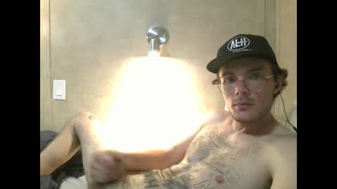 Snapshot of dylp400 chatting on 03-10-25, 02:50 dylp400 online show from 03-10-25, 02:50