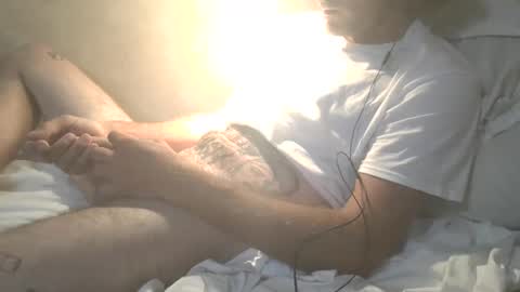 Snapshot of dylp400 chatting on 10-07-25, 02:42 dylp400 online show from 10-07-25, 02:42