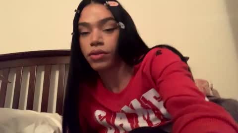 Snapshot of dynasty313 chatting on 01-12-25, 10:54 Dynasty online show from 01-12-25, 10:54