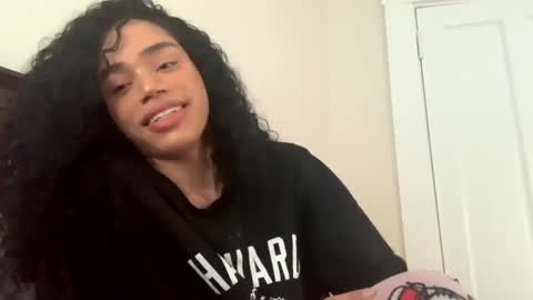 Snapshot of dynasty313 chatting on 01-19-25, 06:43 Dynasty online show from 01-19-25, 06:43