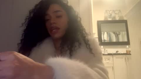 Snapshot of dynasty313 chatting on 01-20-25, 11:10 Dynasty online show from 01-20-25, 11:10