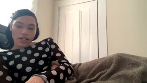 Snapshot of dynasty313 chatting on 02-17-25, 08:47 Dynasty online show from 02-17-25, 08:47