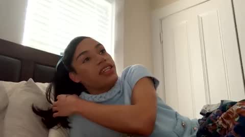 Snapshot of dynasty313 chatting on 03-01-25, 09:04 Dynasty online show from 03-01-25, 09:04