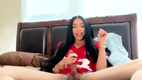 Dynasty online show from 04-17-26, 06:33