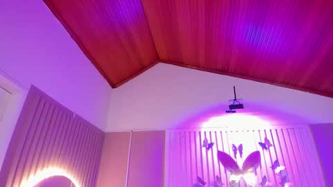 Juana online show from 11-12-25, 11:32