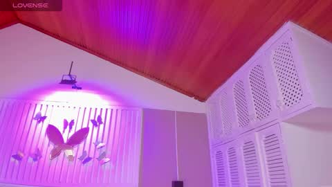 Juana online show from 11-13-25, 11:09