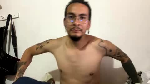 Snapshot of eaquintero629 chatting on 01-12-25, 10:22 eaquintero629 online show from 01-12-25, 10:22