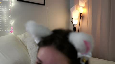 Snapshot of earlenebigge chatting on 12-23-24, 01:08 Kriss online show from 12-23-24, 01:08