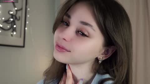 Snapshot of earlenebigge chatting on 01-12-25, 01:11 Kriss online show from 01-12-25, 01:11