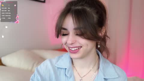 Snapshot of earlenebigge chatting on 01-25-25, 01:21 Kriss online show from 01-25-25, 01:21