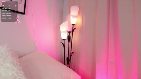 Snapshot of earlenebigge chatting on 02-05-25, 08:00 Kriss online show from 02-05-25, 08:00