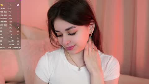 Snapshot of earlenebigge chatting on 02-10-25, 01:14 Kriss online show from 02-10-25, 01:14