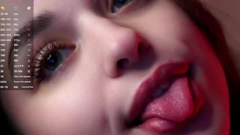 Snapshot of earlenebigge chatting on 03-02-25, 01:26 Kriss online show from 03-02-25, 01:26