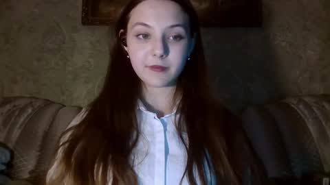 Snapshot of earlenegadsden chatting on 02-19-26, 03:30 Yuni online show from 02-19-26, 03:30