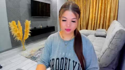 easternbeautyy online show from 12-16-24, 07:00