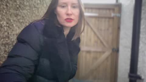 Snapshot of eatmypie69 chatting on 02-05-25, 04:25 Nadia Ferreira  online show from 02-05-25, 04:25