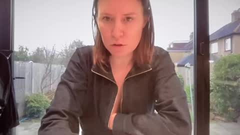 Snapshot of eatmypie69 chatting on 02-10-25, 10:42 Nadia Ferreira  online show from 02-10-25, 10:42