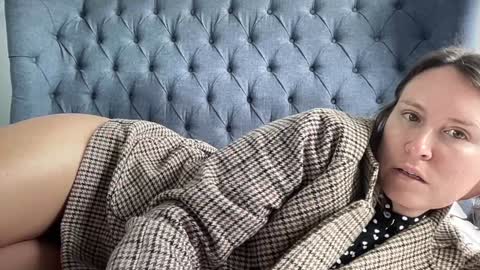 Snapshot of eatmypie69 chatting on 09-15-25, 08:58 Nadia Ferreira  online show from 09-15-25, 08:58