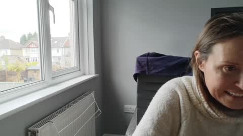 Nadia Ferreira  online show from 04-03-26, 01:31